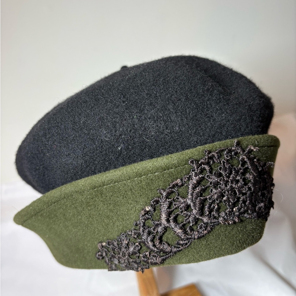 Black and Green Beret with Lace Detail